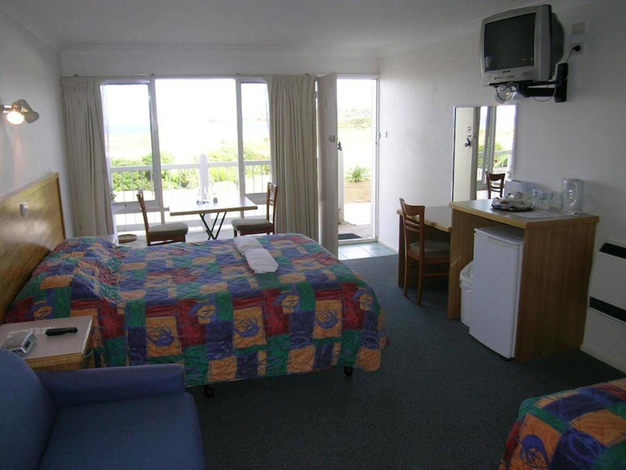 A Great Ocean View Motel Apollo Bay Esterno foto